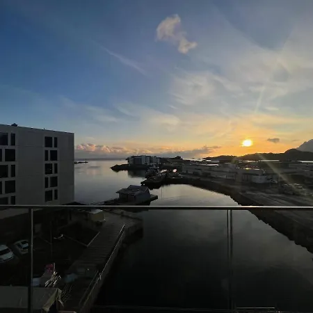 Apartment Luxury Penthouse With Amazing Views *