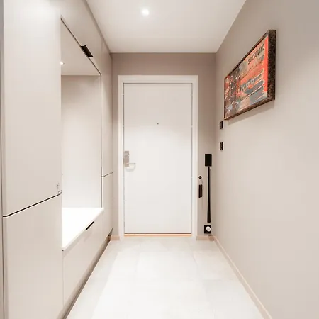 Luxury Penthouse With Amazing Views 斯沃尔韦尔